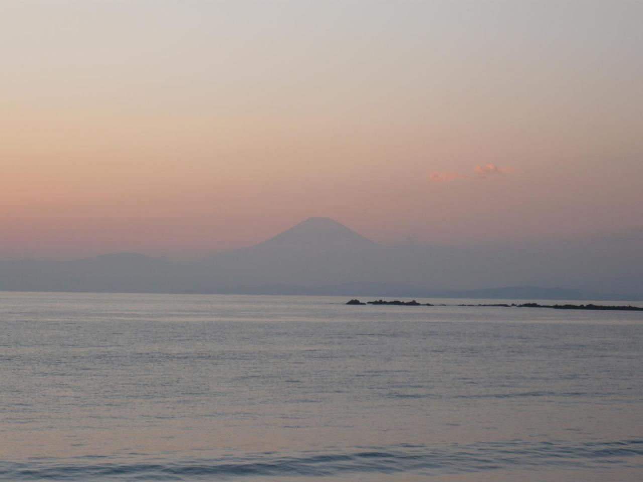 Hayama Isshiki Beach House -葉山 一色海岸の家 - ペット可 Buitenkant foto